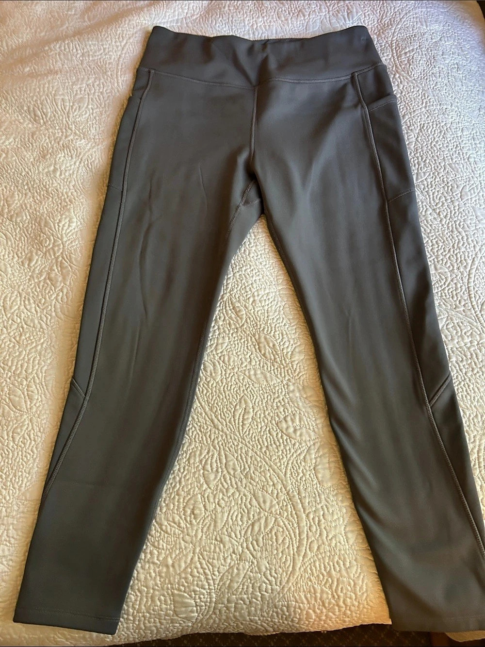 baleaf Fleece-Lined Water-Resistant Thermal Leggings with Pockets Thermal